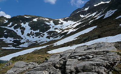 Between Hourquette d'Arre and Lac d'Anglas